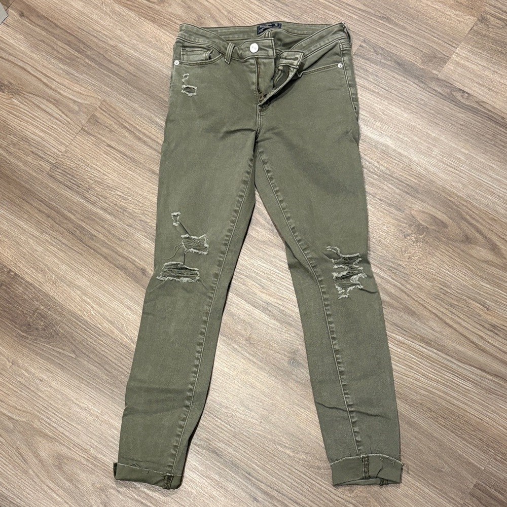 Abercrombie & Fitch Olive Distressed Harper Super Skinny Jeans
